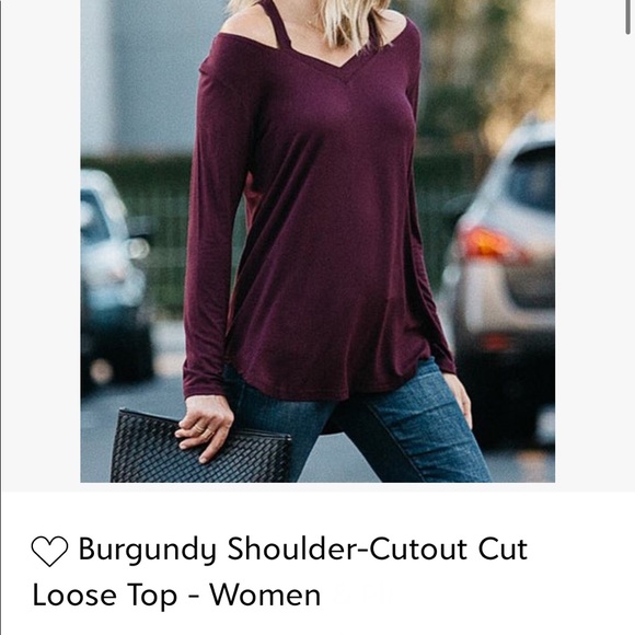 10$ with bundle 💜 Shoulder Cutout top - Picture 3 of 7